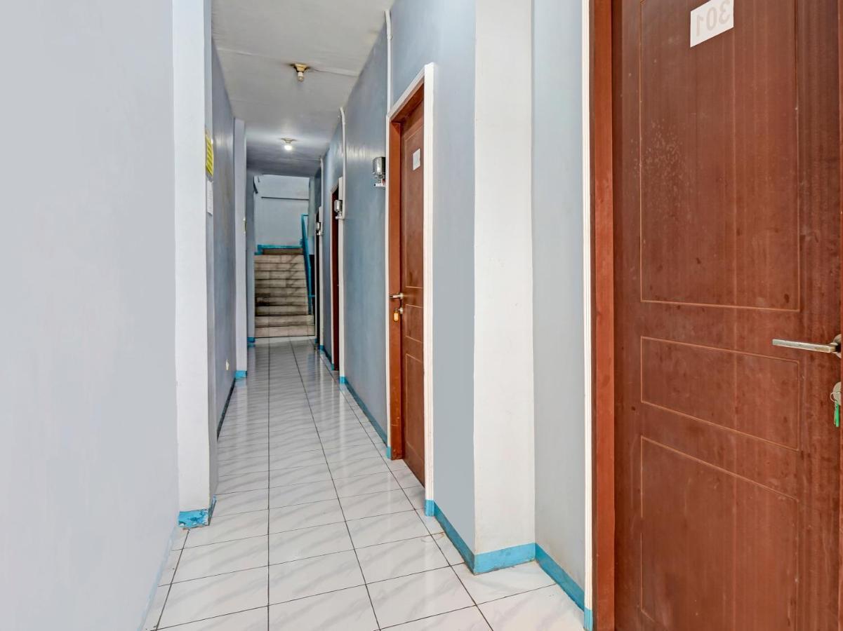 Hotel Spot On 90147 Gosepa Ambengan Plaza Surabaja Zewnętrze zdjęcie