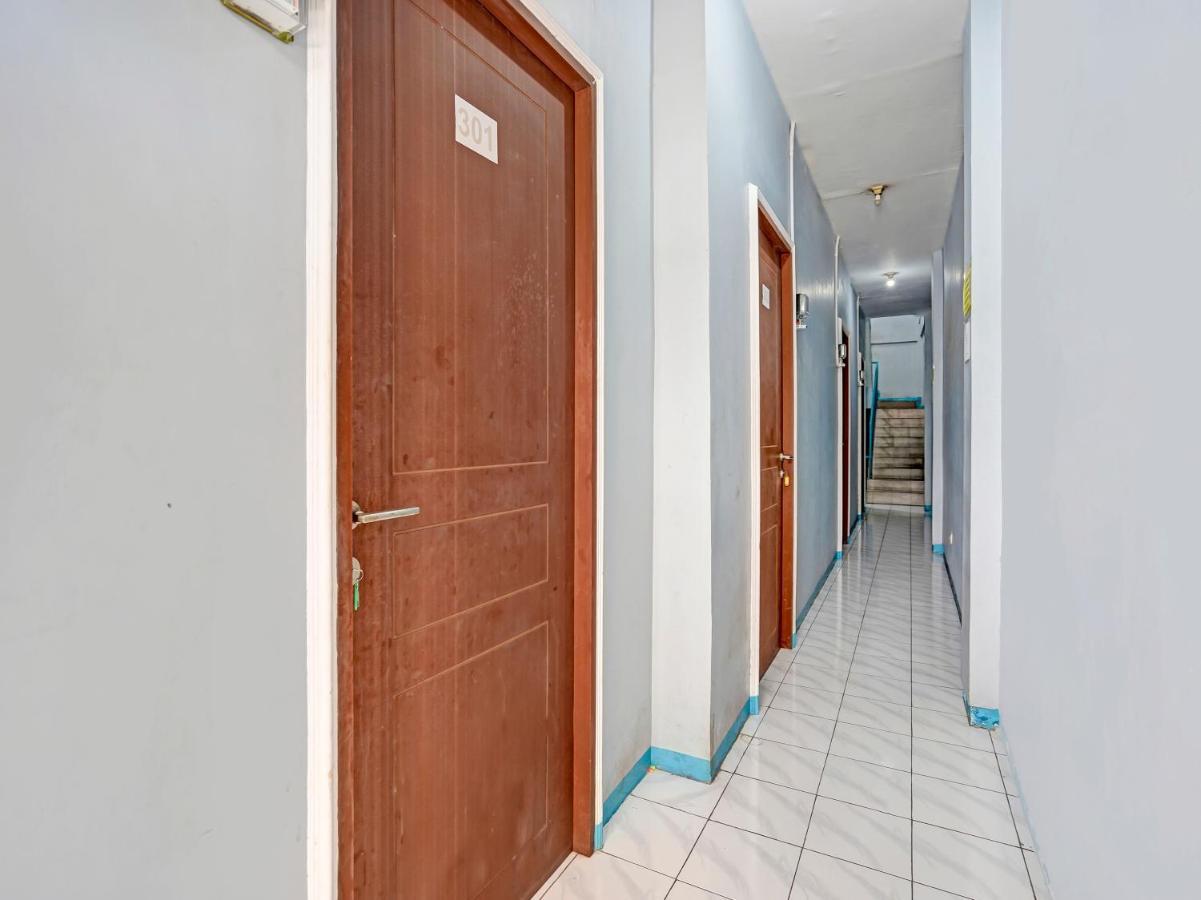 Hotel Spot On 90147 Gosepa Ambengan Plaza Surabaja Zewnętrze zdjęcie