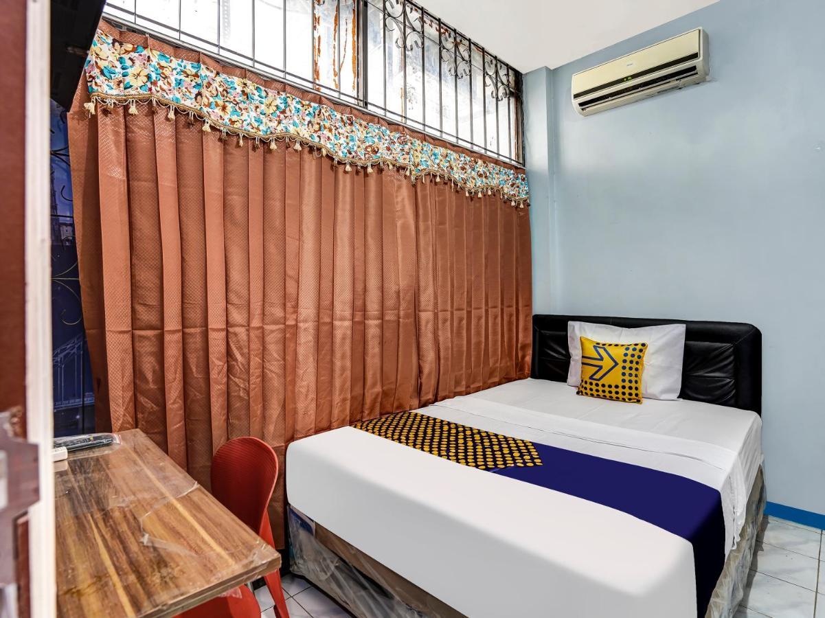 Hotel Spot On 90147 Gosepa Ambengan Plaza Surabaja Zewnętrze zdjęcie