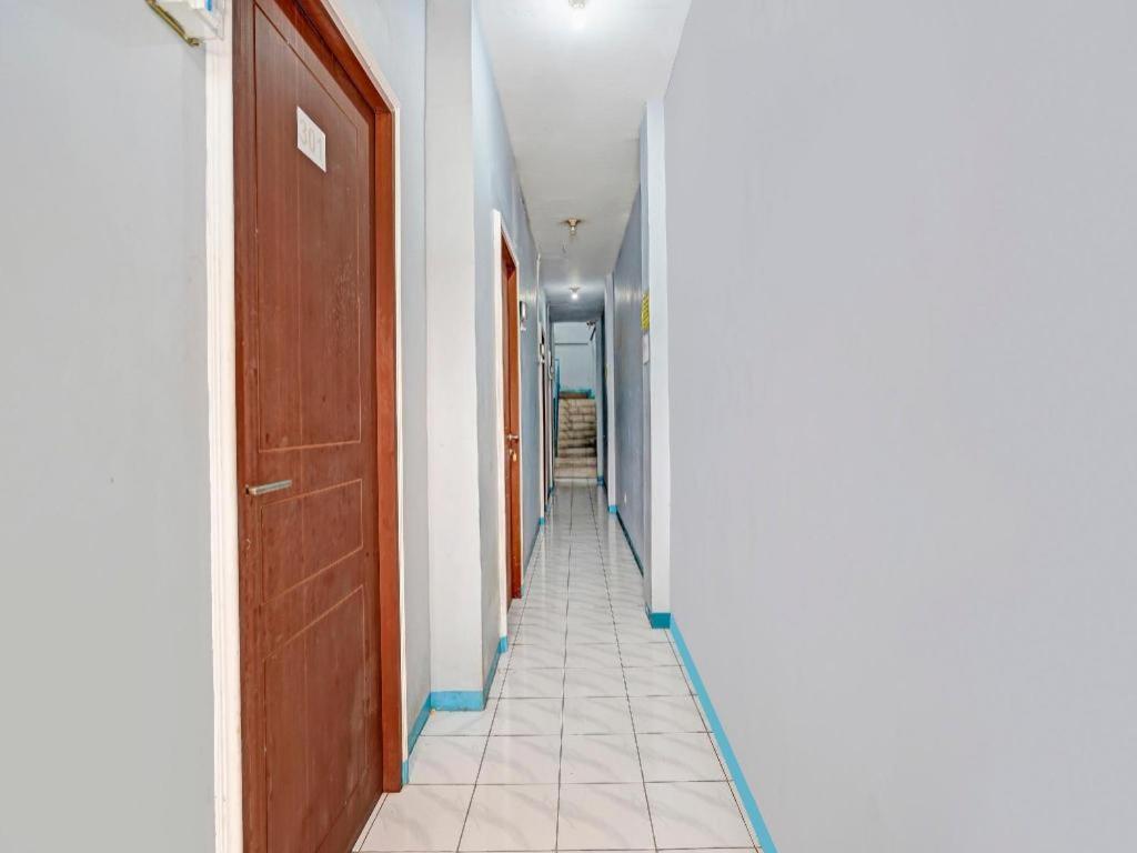 Hotel Spot On 90147 Gosepa Ambengan Plaza Surabaja Zewnętrze zdjęcie