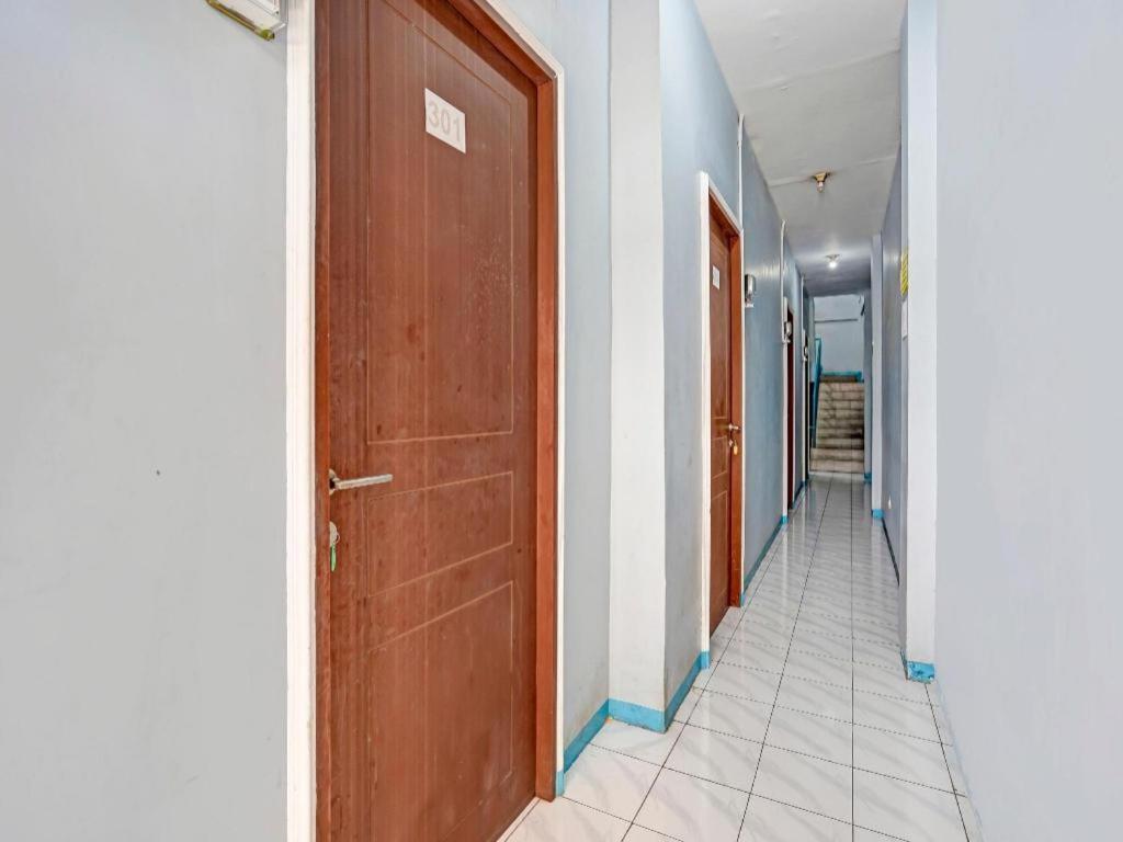 Hotel Spot On 90147 Gosepa Ambengan Plaza Surabaja Zewnętrze zdjęcie