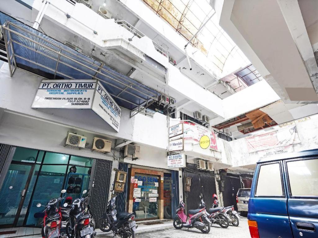 Hotel Spot On 90147 Gosepa Ambengan Plaza Surabaja Zewnętrze zdjęcie