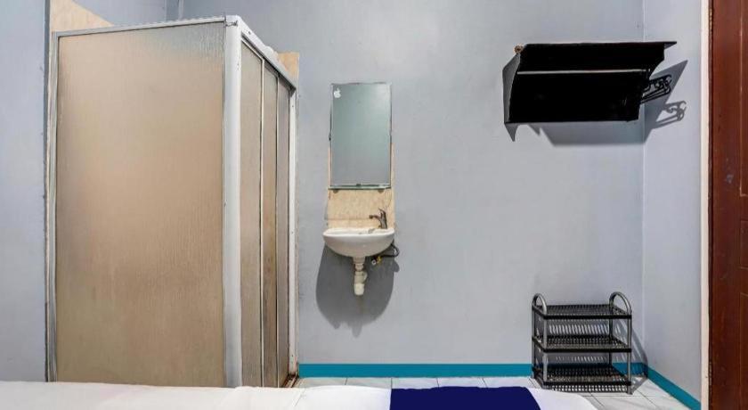 Hotel Spot On 90147 Gosepa Ambengan Plaza Surabaja Zewnętrze zdjęcie
